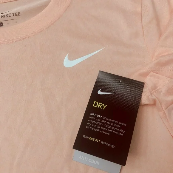 Nike Women’s Dri-Fit Training Workout Rose/Peach Tee Size S Short Sleeve Tee - Picture 4 of 7
